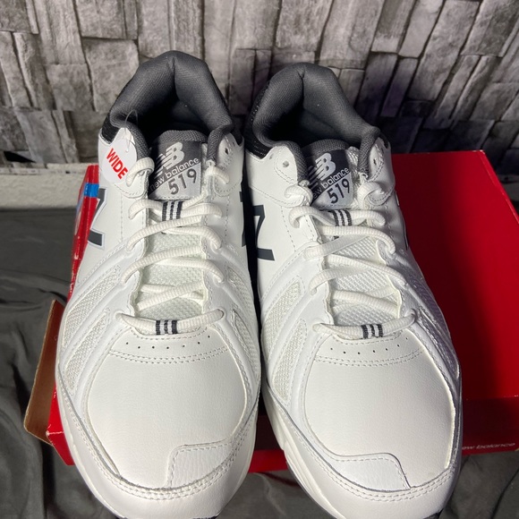 New in box New Balance 519 mens size 10 wide - Picture 7 of 7